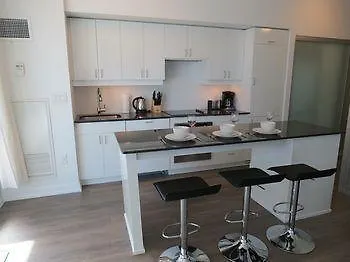 Rcmi Furnished Apartments Toronto 3*,  Kanada