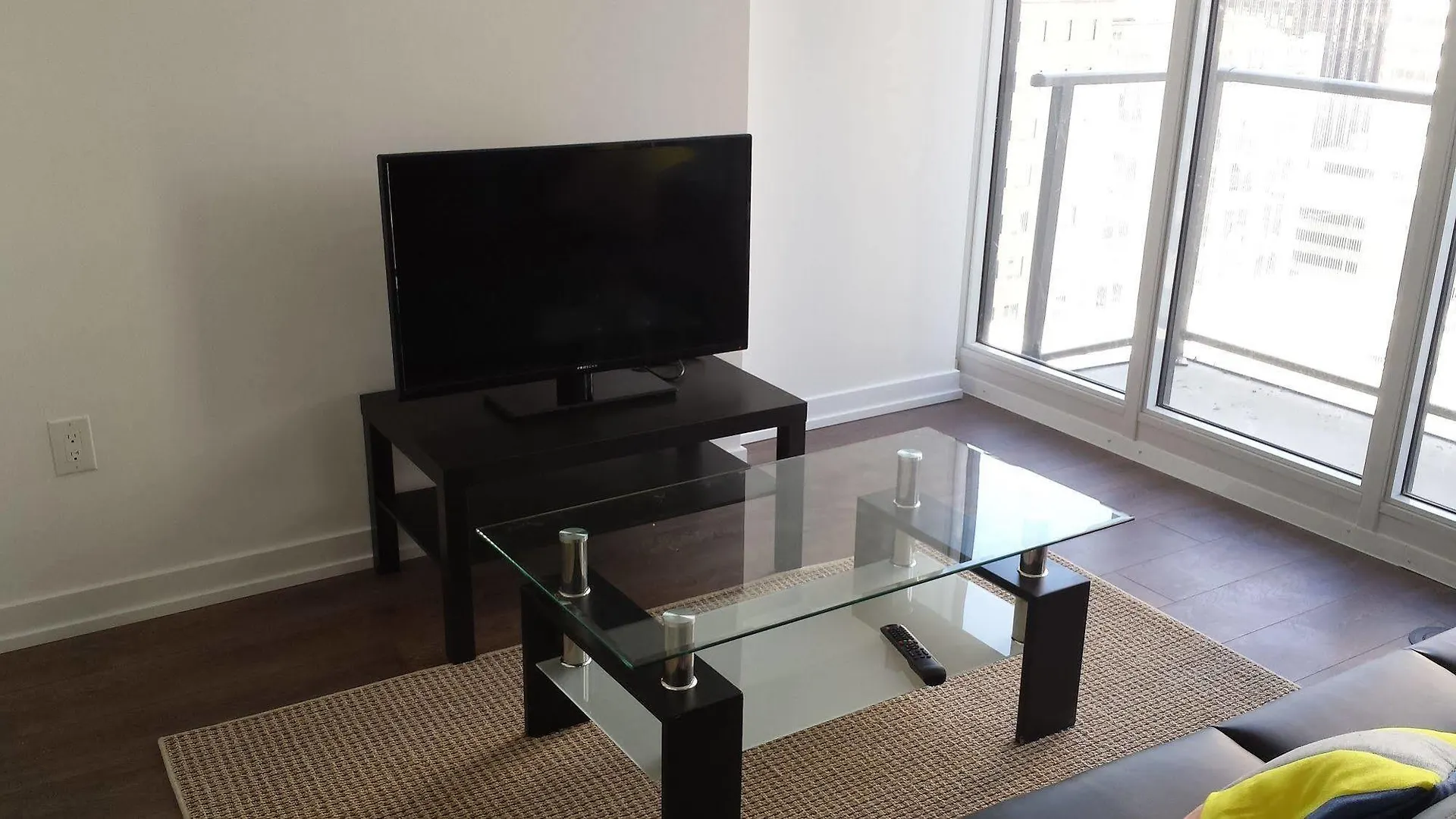 *** Hotel Rcmi Furnished Apartments Toronto Kanada