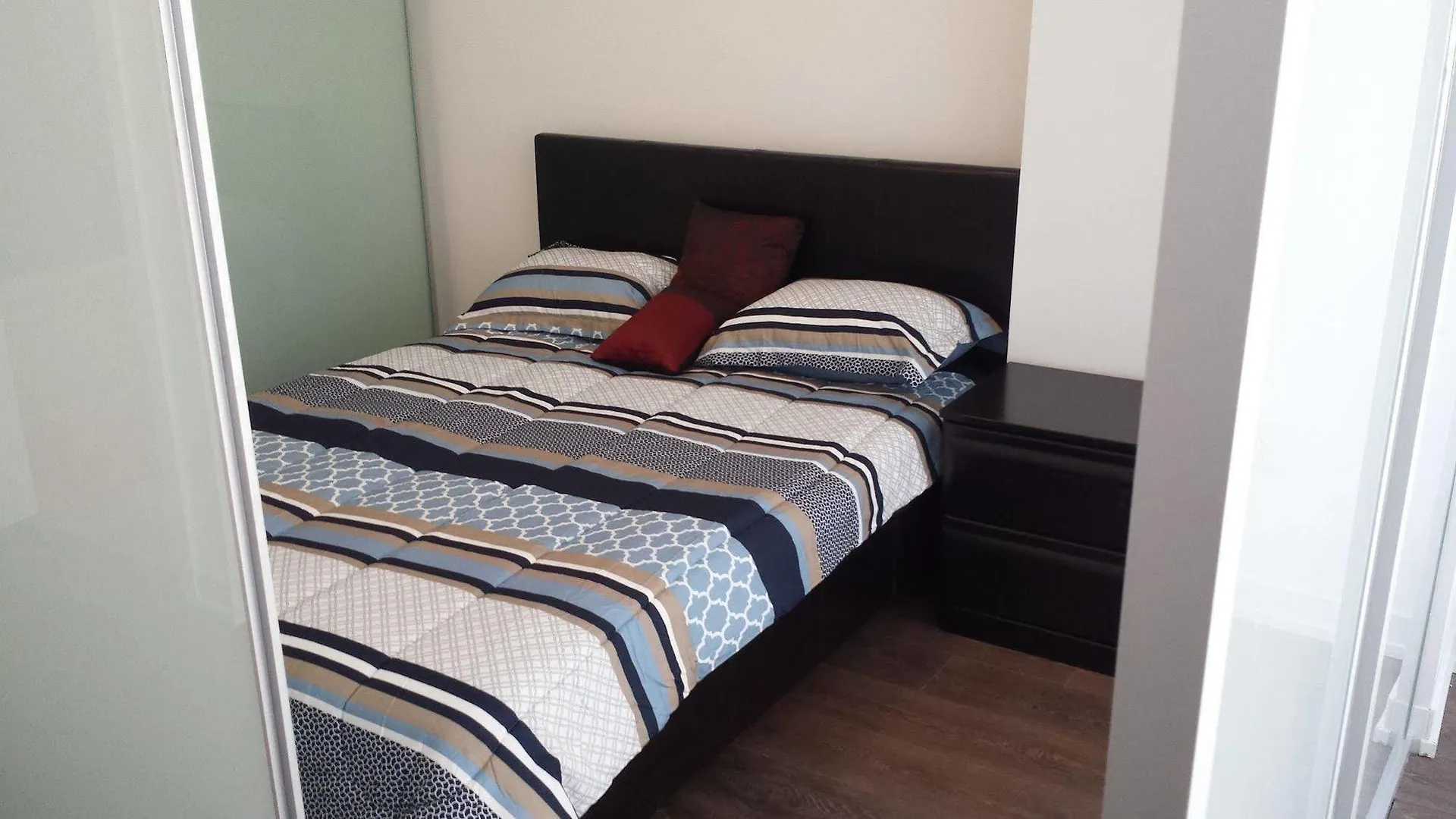Rcmi Furnished Apartments Toronto Kanada