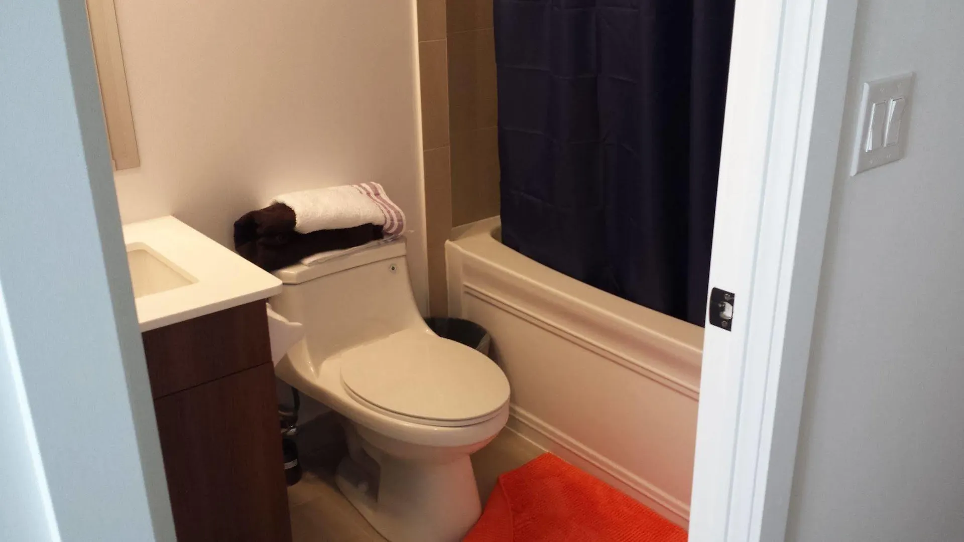 Hotel Rcmi Furnished Apartments Toronto